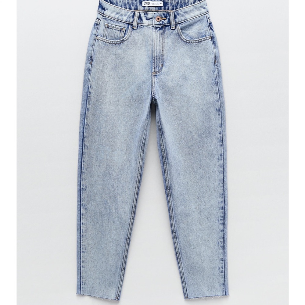ZARA High Rise Mom Fit Jeans- Light Blue- Size 27 (US 4)